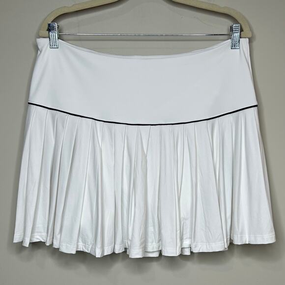NWT Vineyard Vines Performance White Golf Mid-Rise Pleated Skort Size L Tennis - Picture 1 of 5